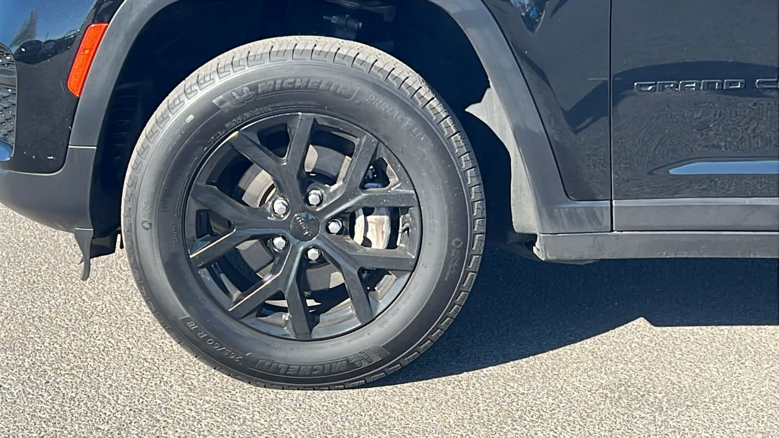 Thumbnail: 2024 Jeep Grand Cherokee - 9