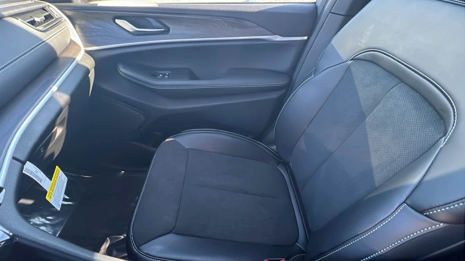 Thumbnail: 2026 Jeep Grand Cherokee - 12