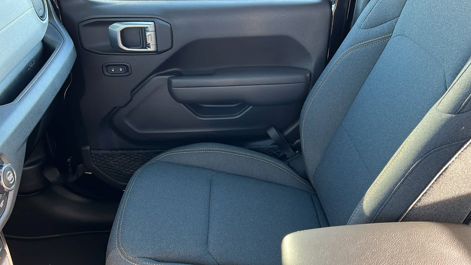 Thumbnail: 2026 Jeep Wrangler - 12