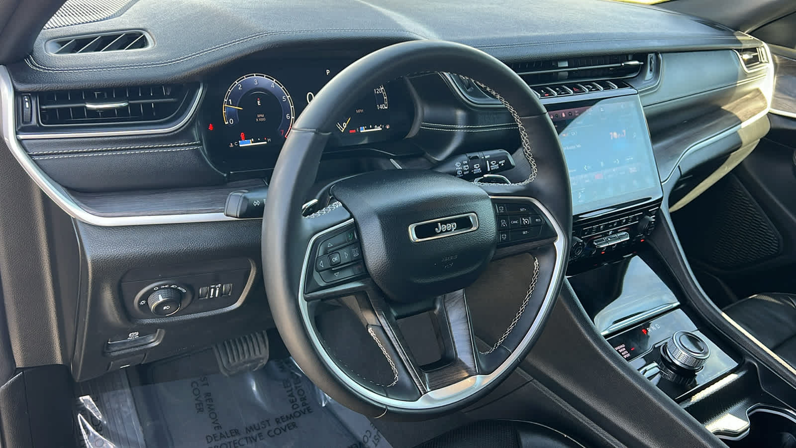 Thumbnail: 2024 Jeep Grand Cherokee L - 10