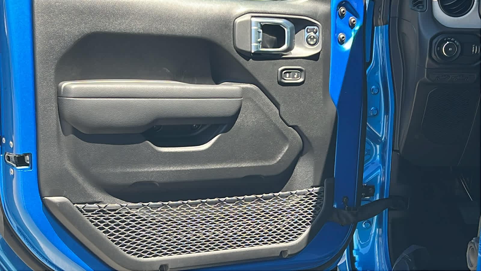 Thumbnail: 2026 Jeep Wrangler - 23