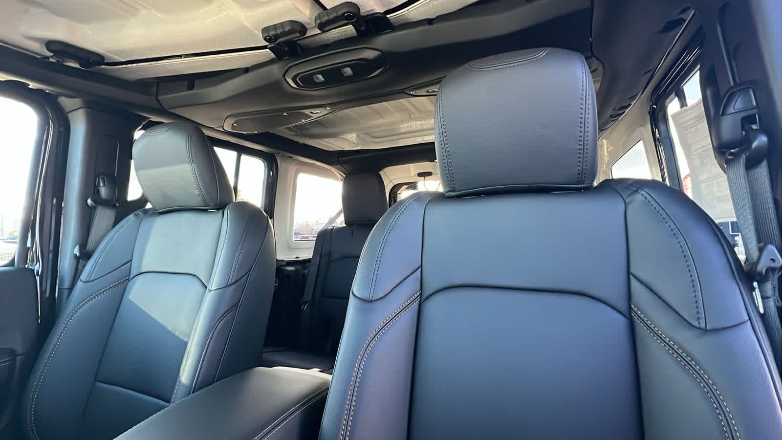 Thumbnail: 2026 Jeep Wrangler - 11