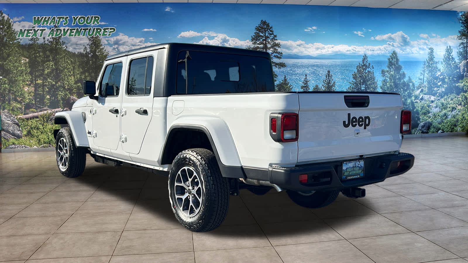 Thumbnail: 2026 Jeep Gladiator - 7