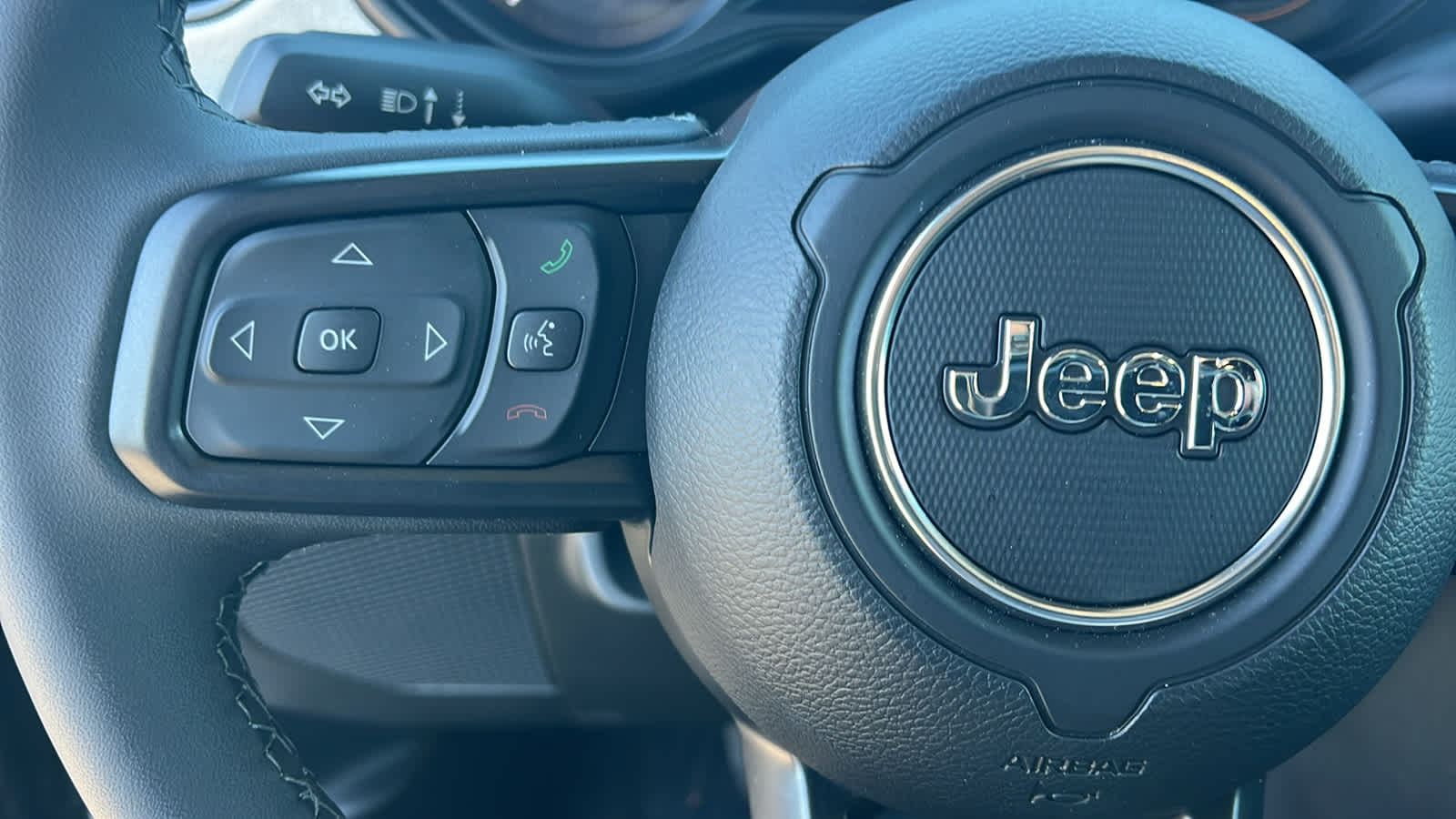 Thumbnail: 2026 Jeep Gladiator - 19