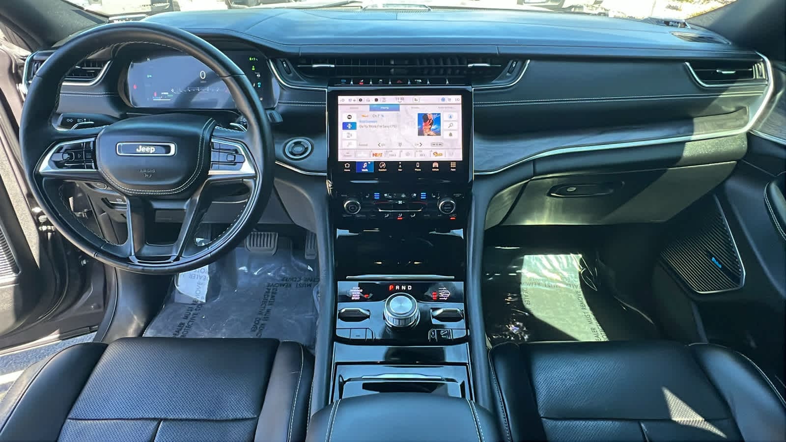 Thumbnail: 2023 Jeep Grand Cherokee - 26