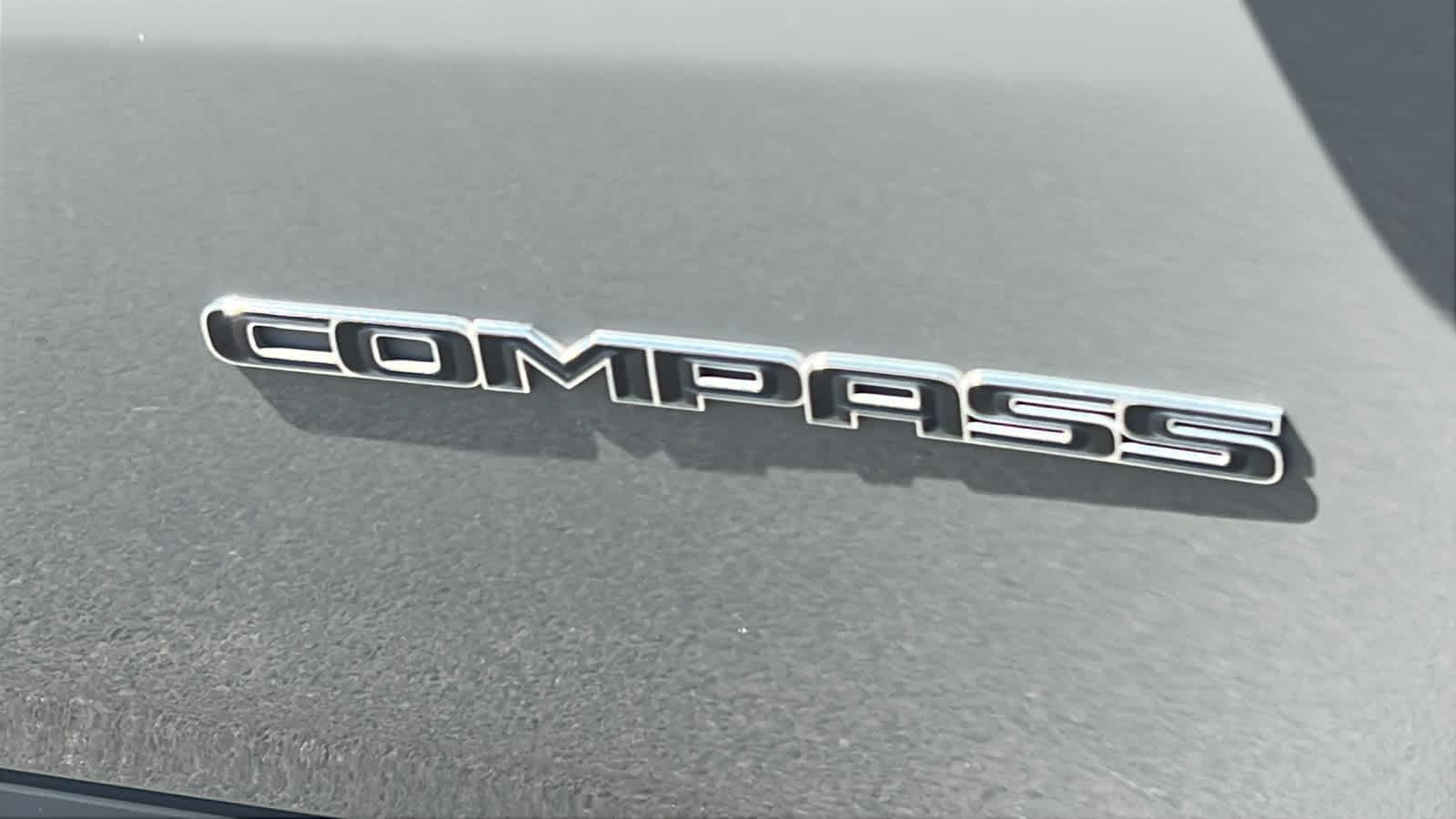 Thumbnail: 2022 Jeep Compass - 28