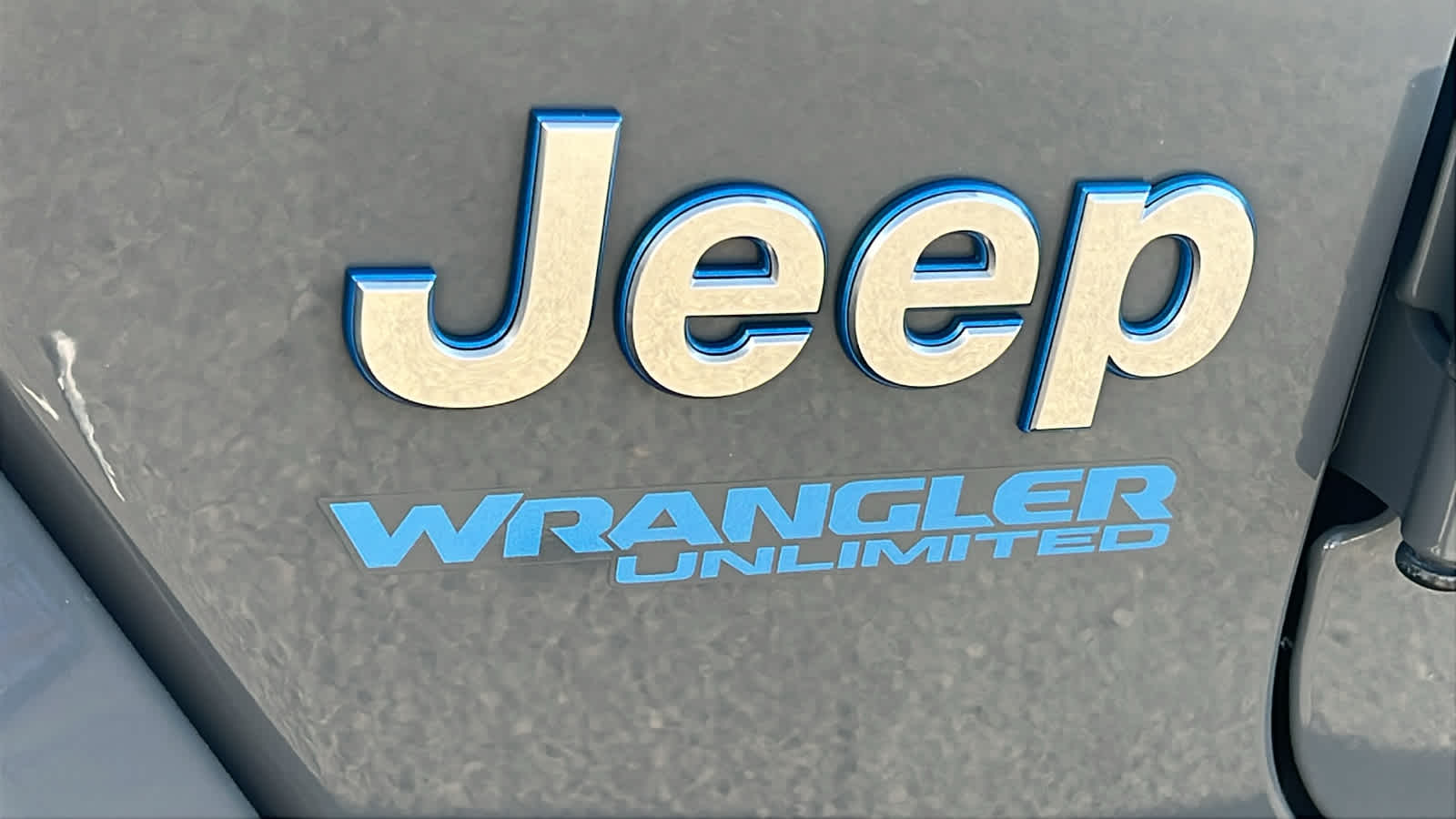 Thumbnail: 2021 Jeep Wrangler - 28