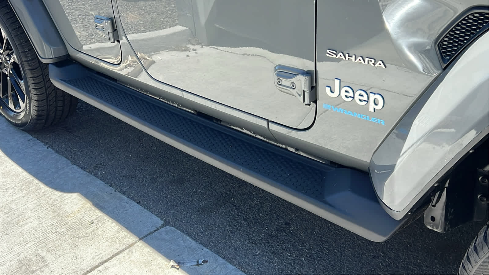Thumbnail: 2023 Jeep Wrangler - 4
