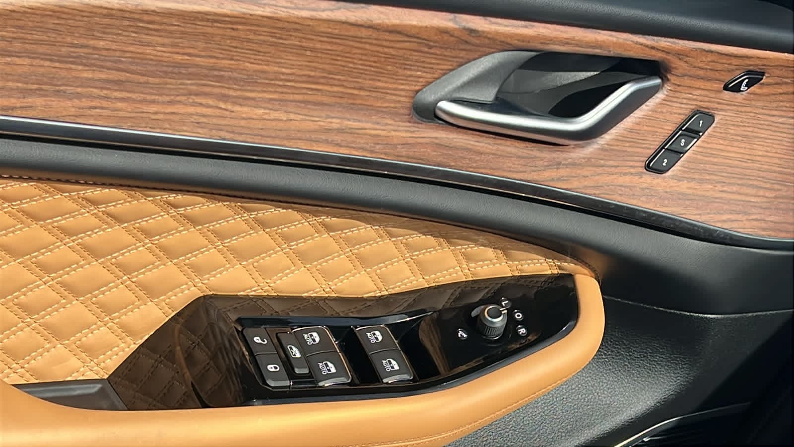 Thumbnail: 2021 Jeep Grand Cherokee L - 22