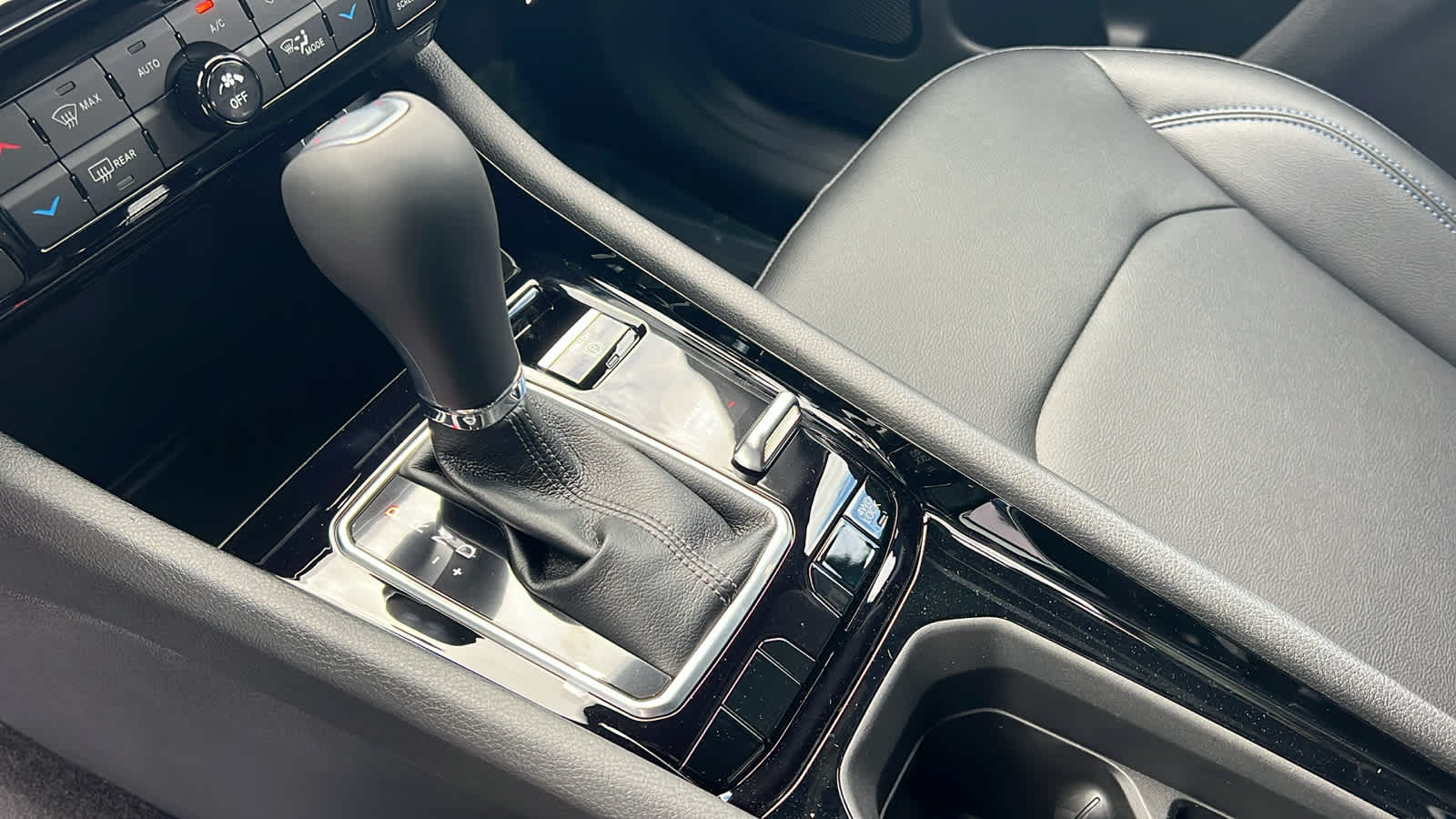 Thumbnail: 2026 Jeep Compass - 13