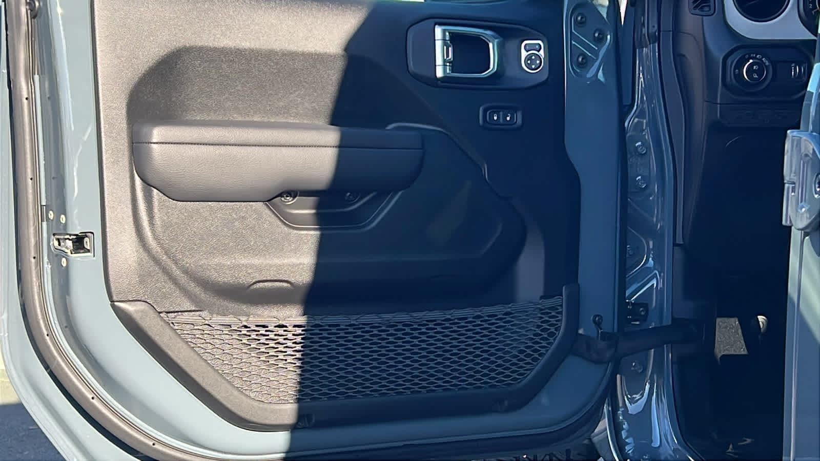 Thumbnail: 2026 Jeep Gladiator - 23