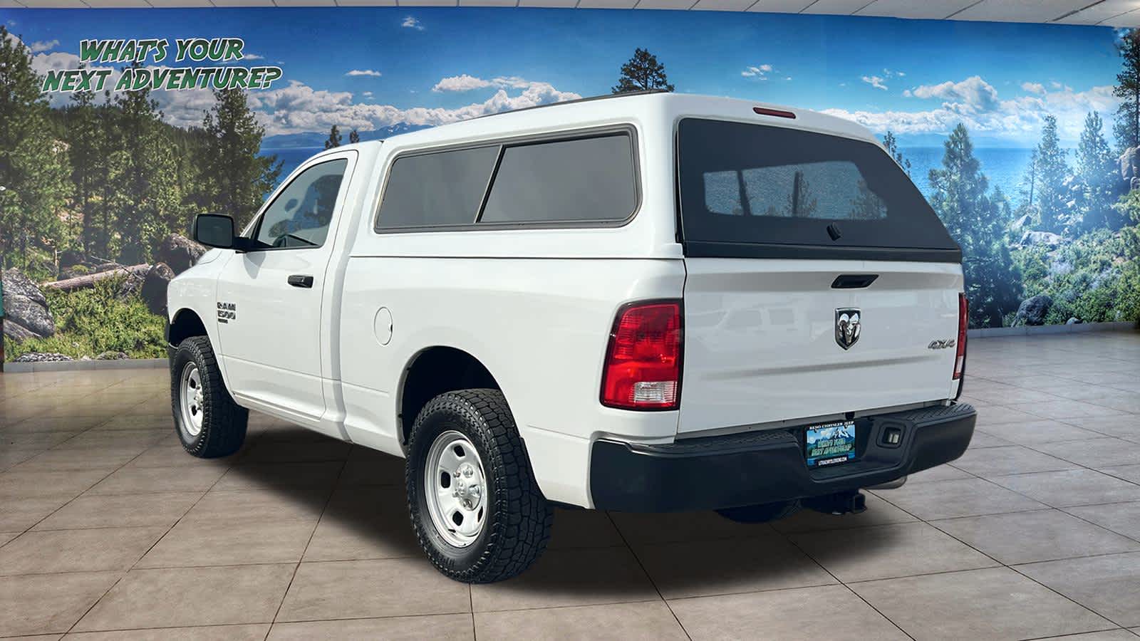 Thumbnail: 2019 RAM 1500 Classic - 7