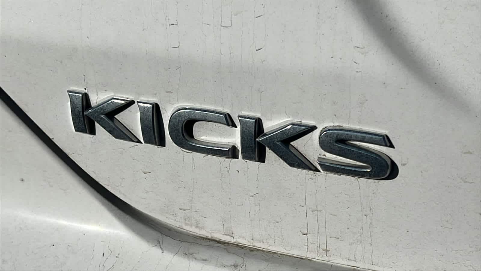 Thumbnail: 2021 Nissan Kicks - 6