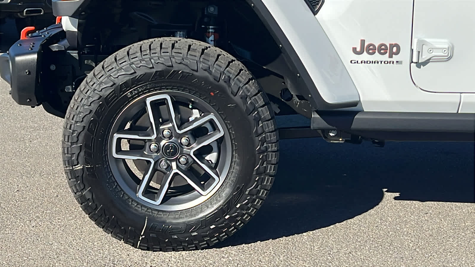 Thumbnail: 2025 Jeep Gladiator - 9