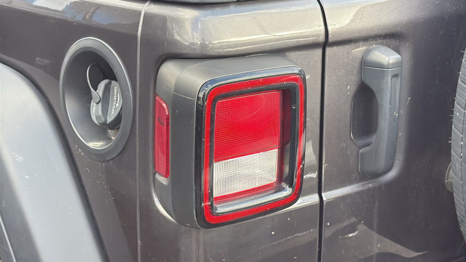 2021 Jeep Wrangler Unlimited Sport S photo 4