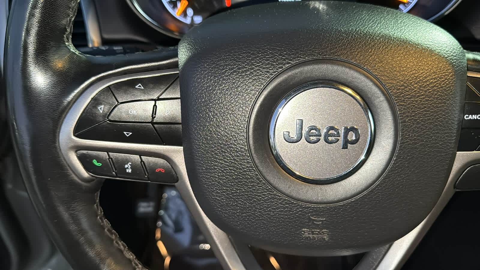 Thumbnail: 2020 Jeep Grand Cherokee - 19