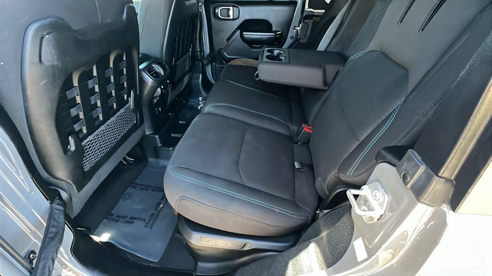 Thumbnail: 2022 Jeep Wrangler - 24