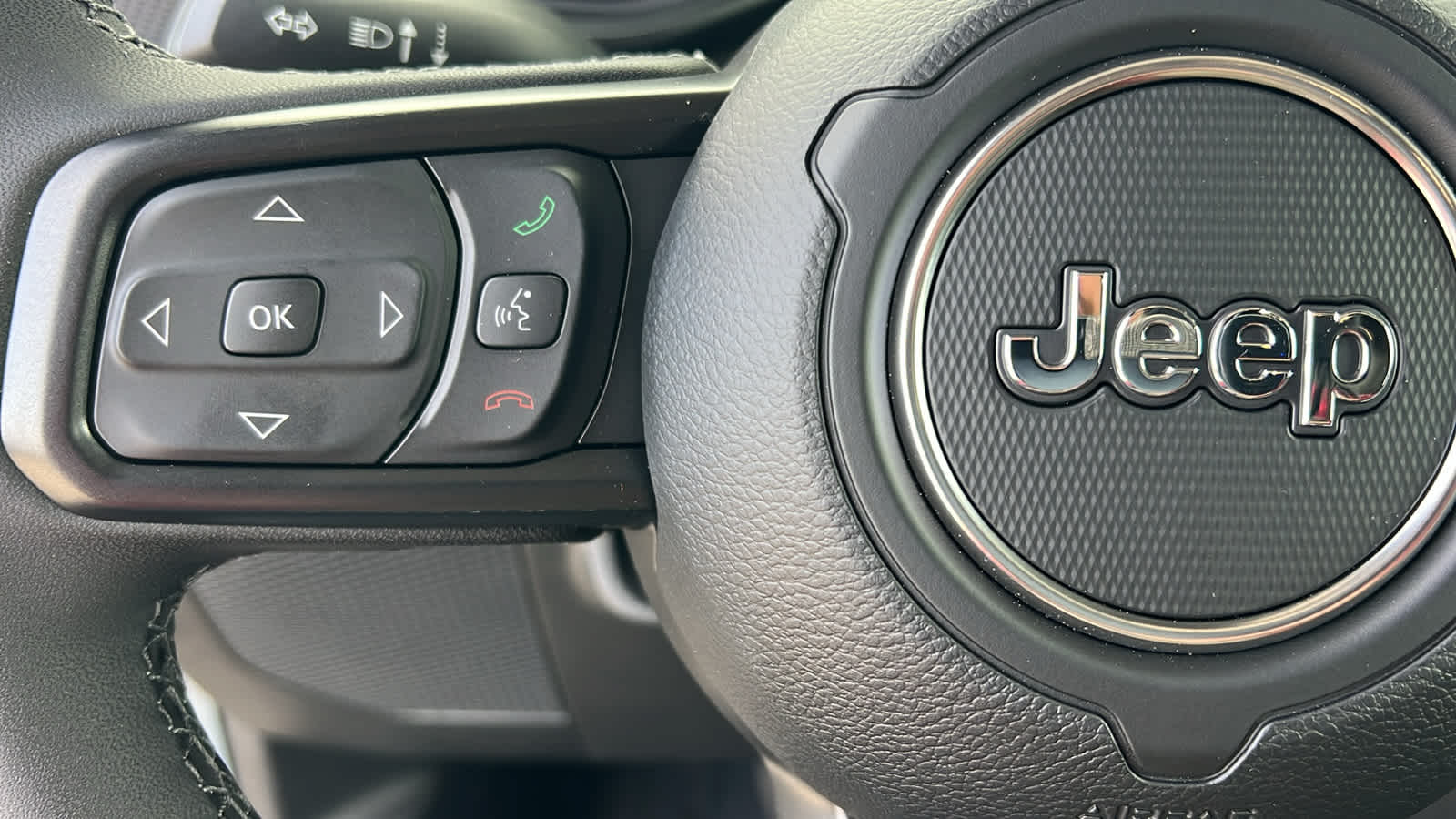 Thumbnail: 2026 Jeep Gladiator - 19