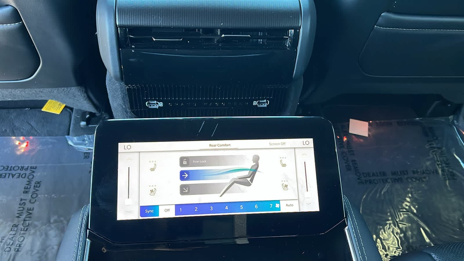 Thumbnail: 2024 Jeep Grand Wagoneer L - 25