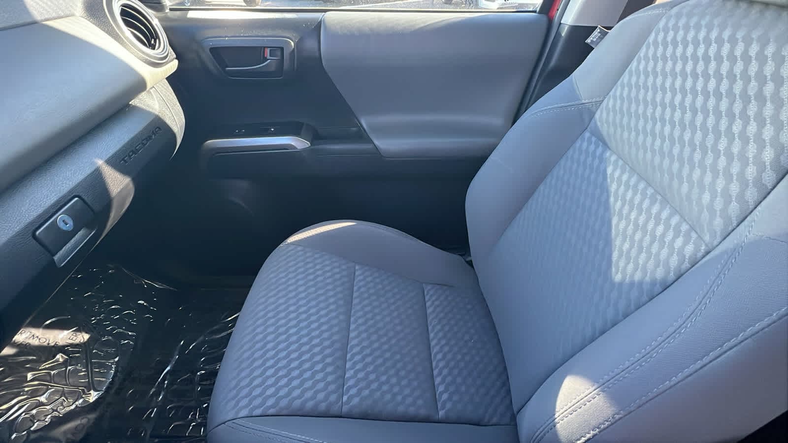 Thumbnail: 2023 Toyota Tacoma - 12