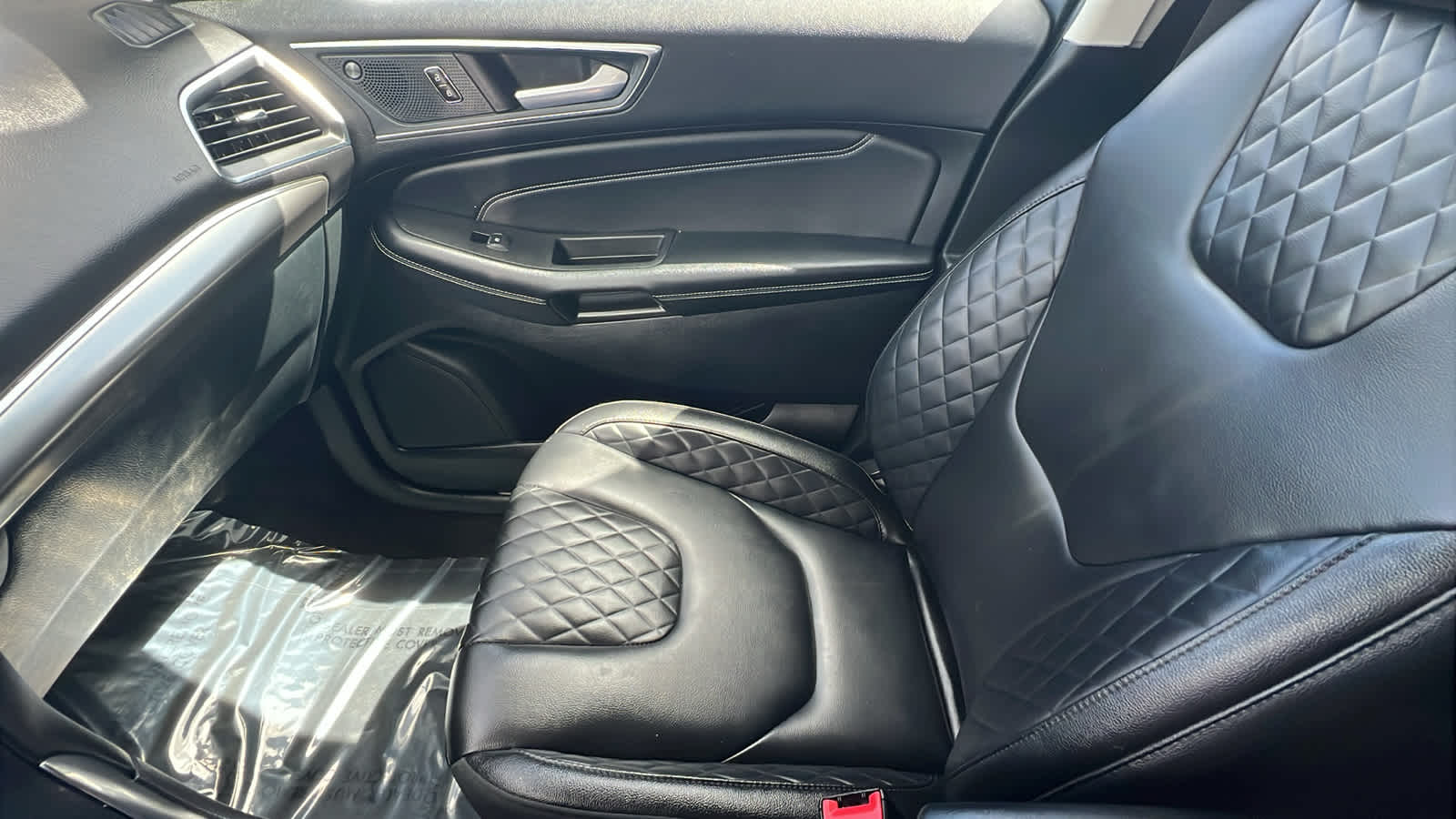 2024 Ford Edge Titanium - Photo 12