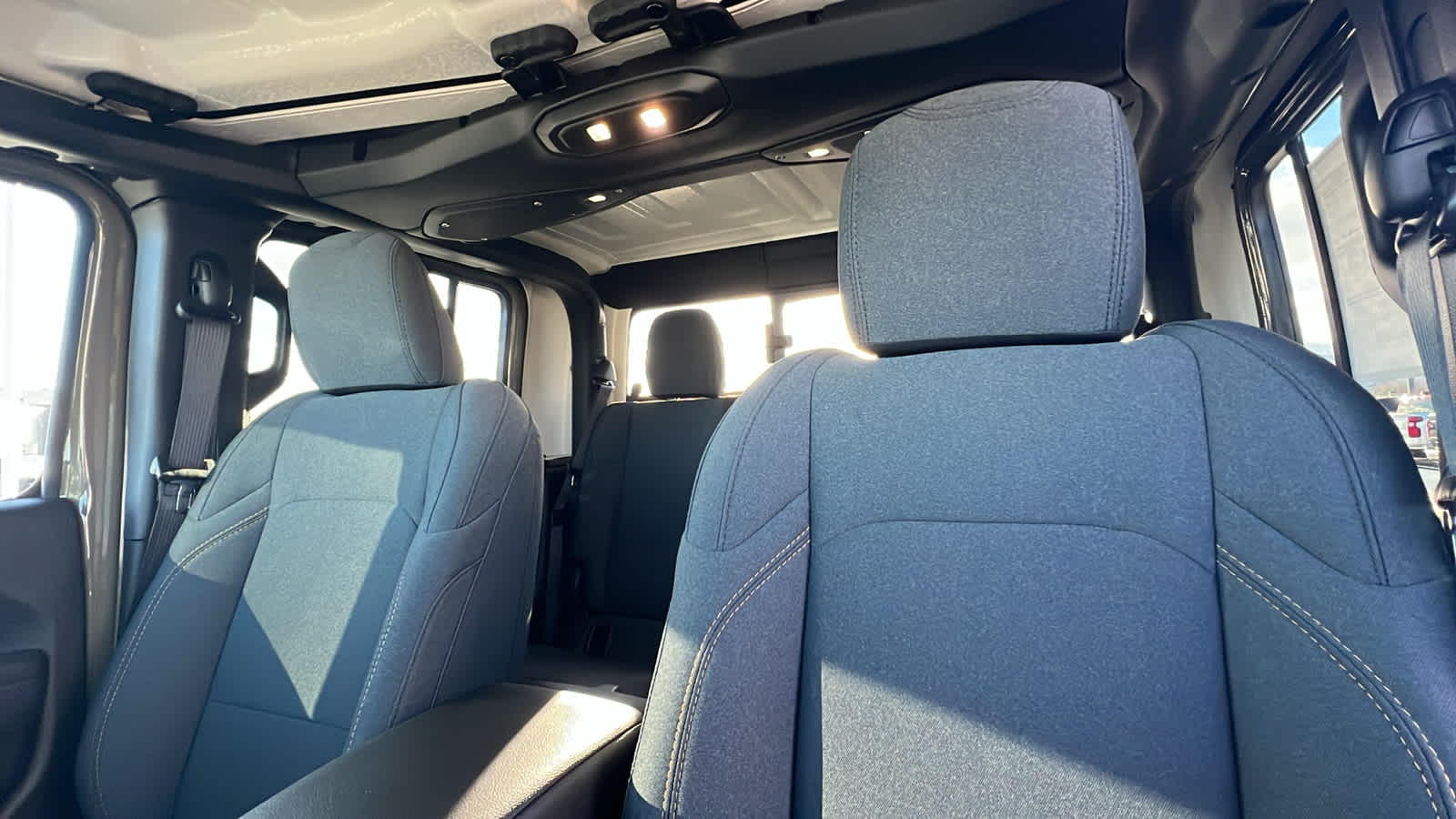 Thumbnail: 2026 Jeep Gladiator - 11