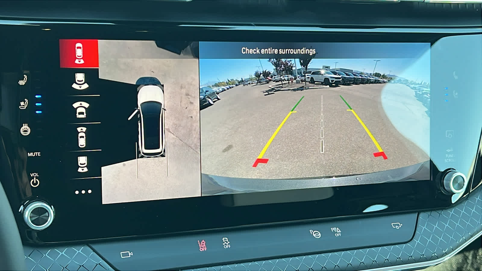 Thumbnail: 2025 Jeep Wagoneer S - 16