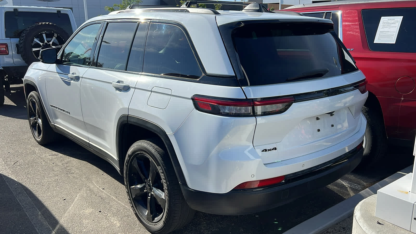 Thumbnail: 2023 Jeep Grand Cherokee - 5