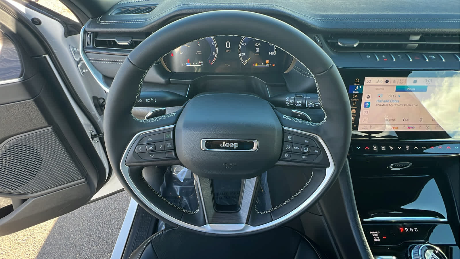 Thumbnail: 2026 Jeep Grand Cherokee - 18