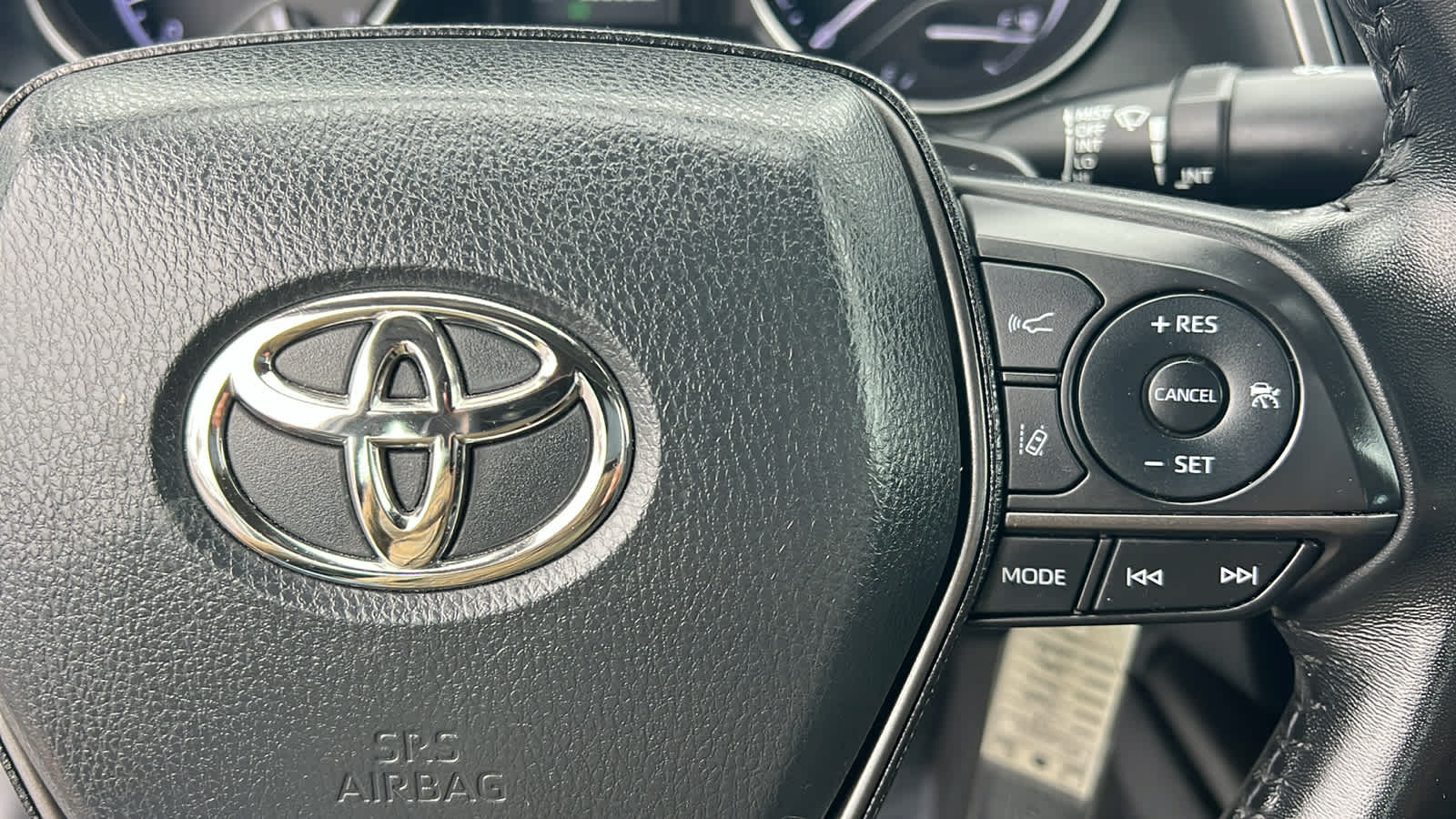 Thumbnail: 2023 Toyota Camry - 20