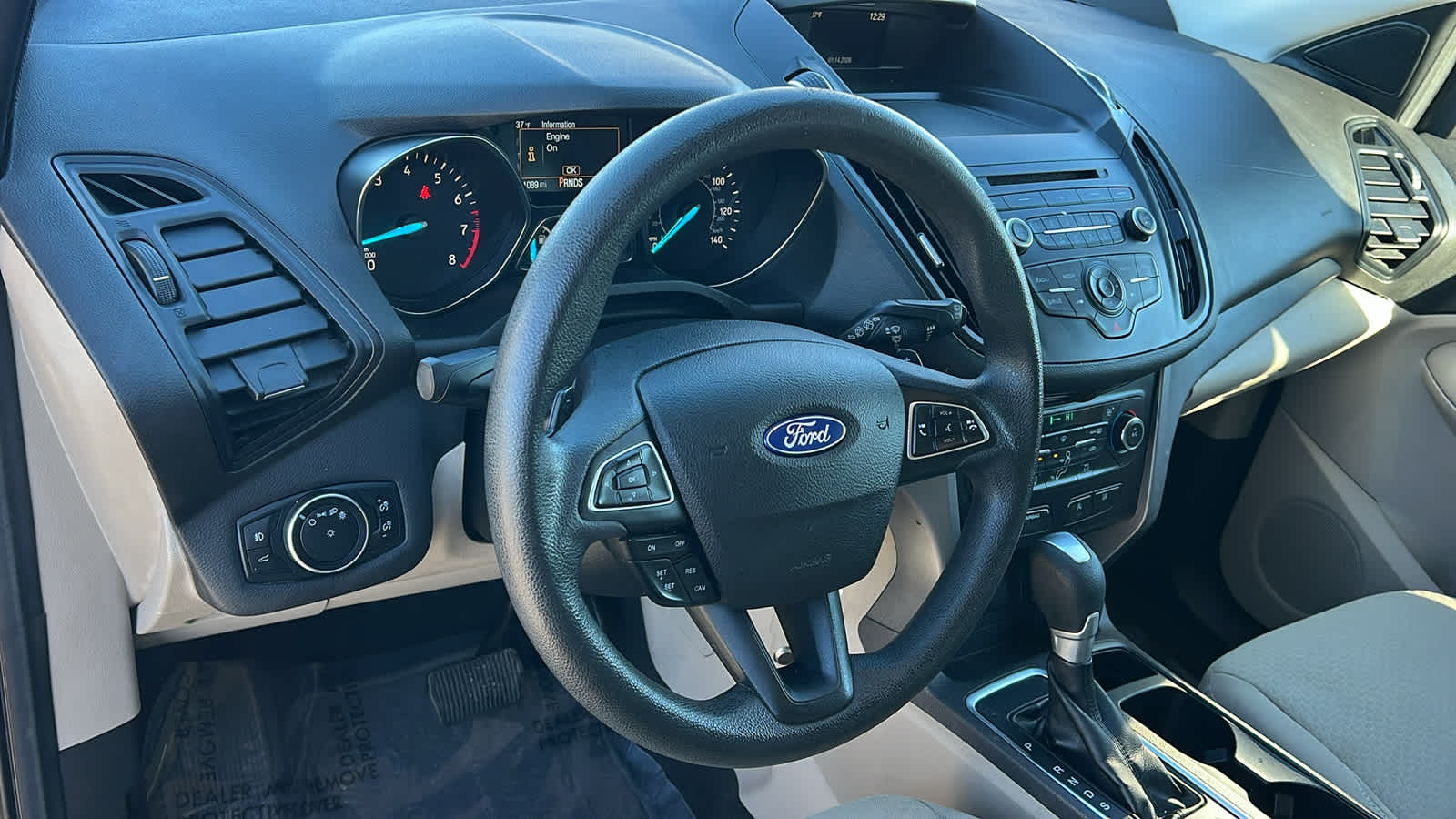 Thumbnail: 2017 Ford Escape - 10