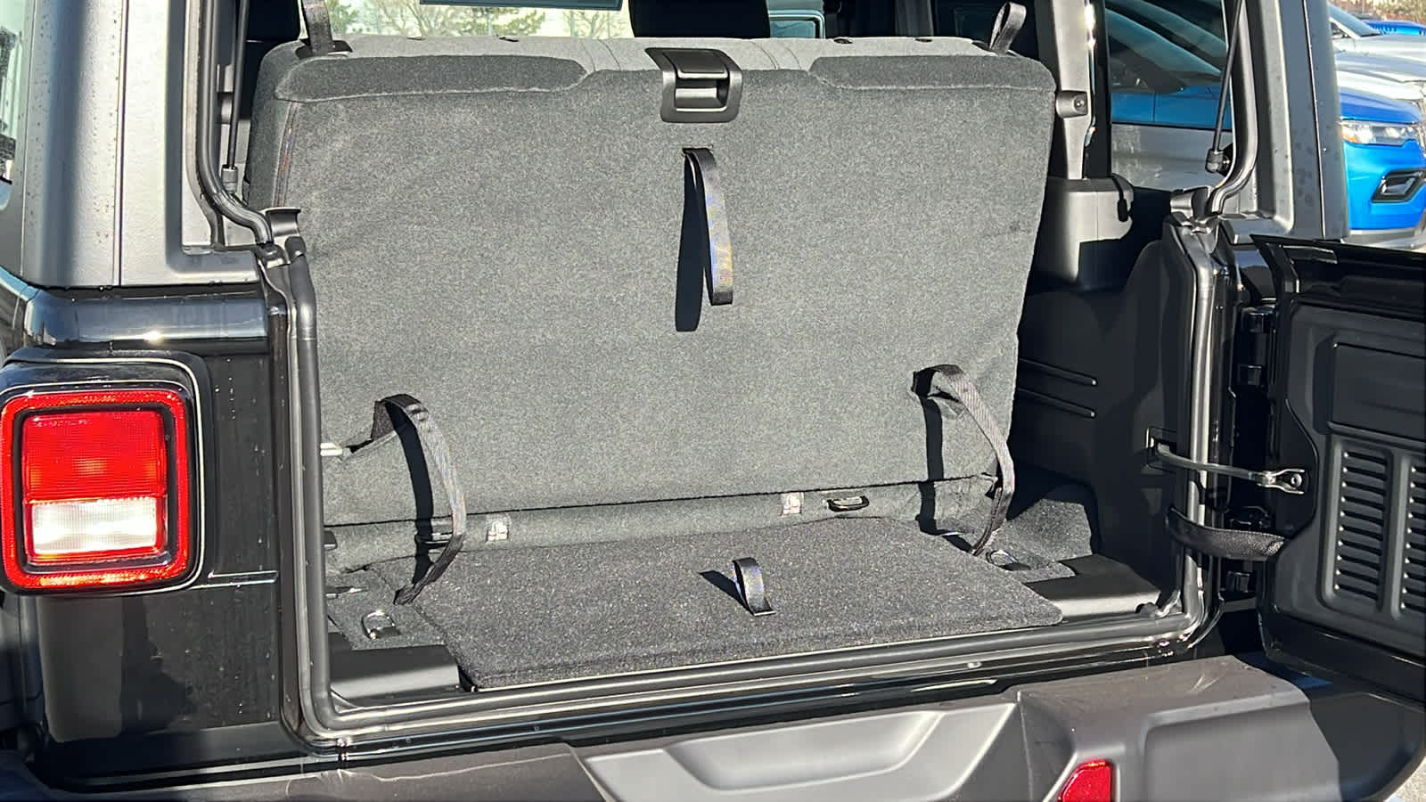 Thumbnail: 2026 Jeep Wrangler - 27