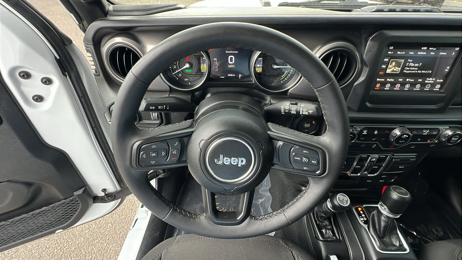 Thumbnail: 2023 Jeep Wrangler - 18