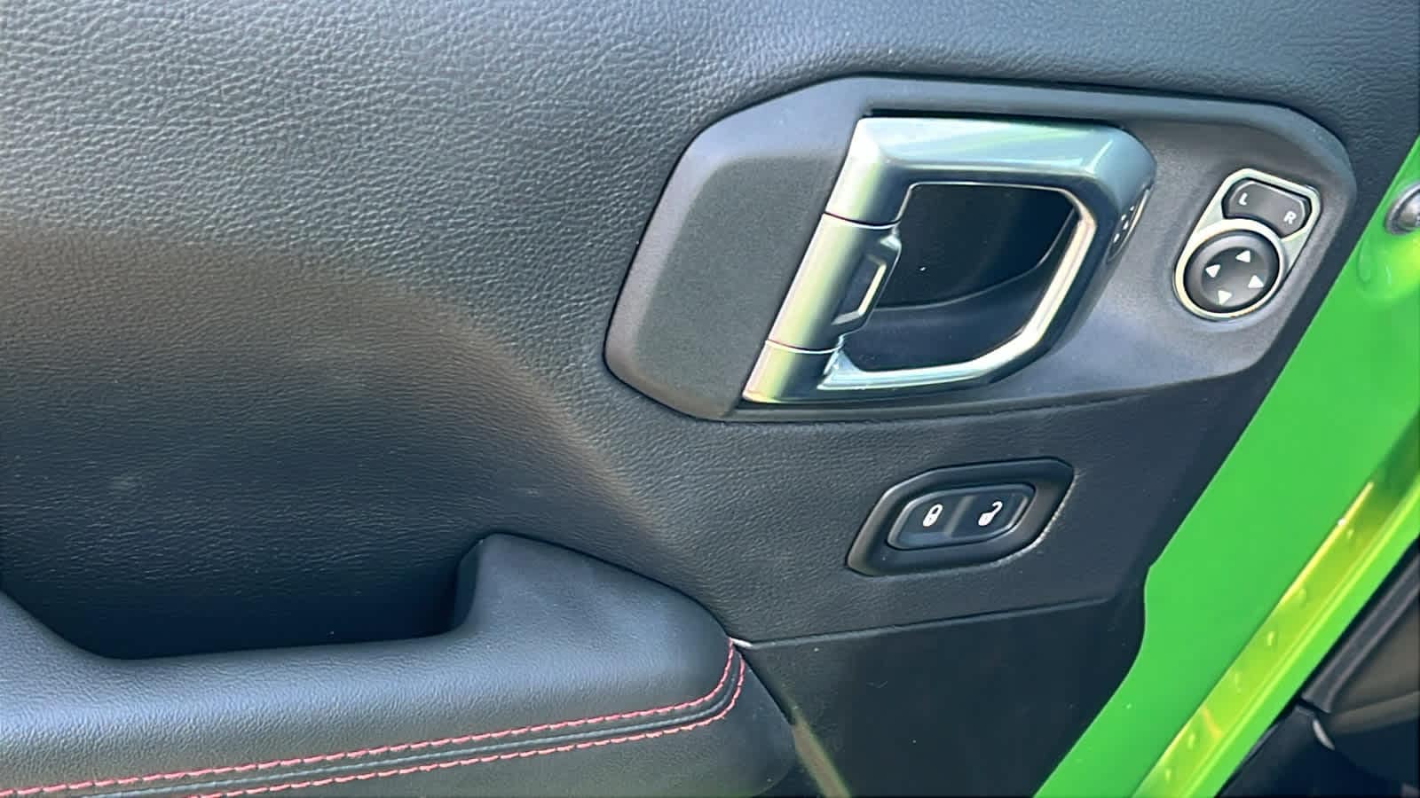 Thumbnail: 2025 Jeep Wrangler - 22