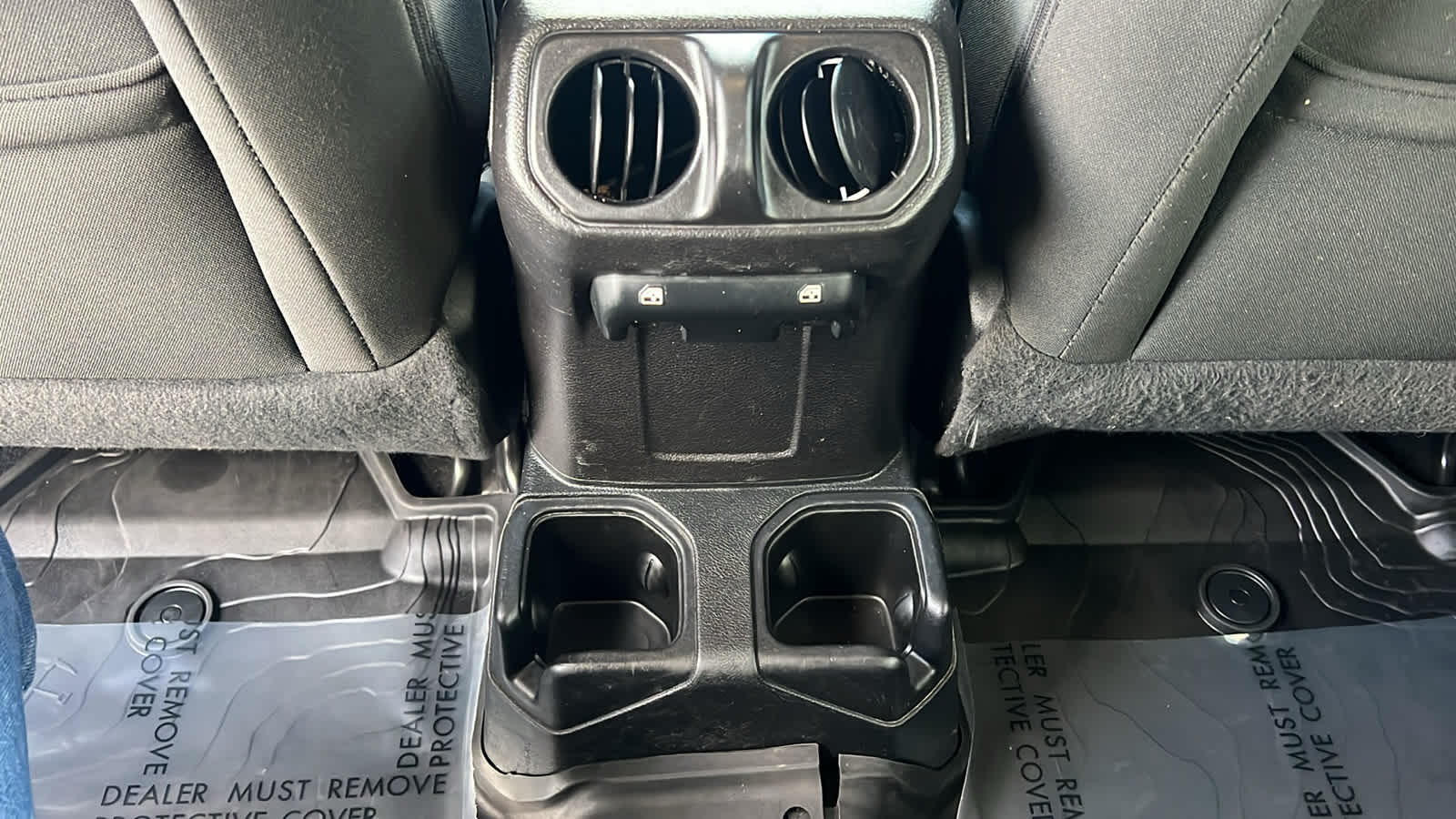 Thumbnail: 2020 Jeep Wrangler - 24