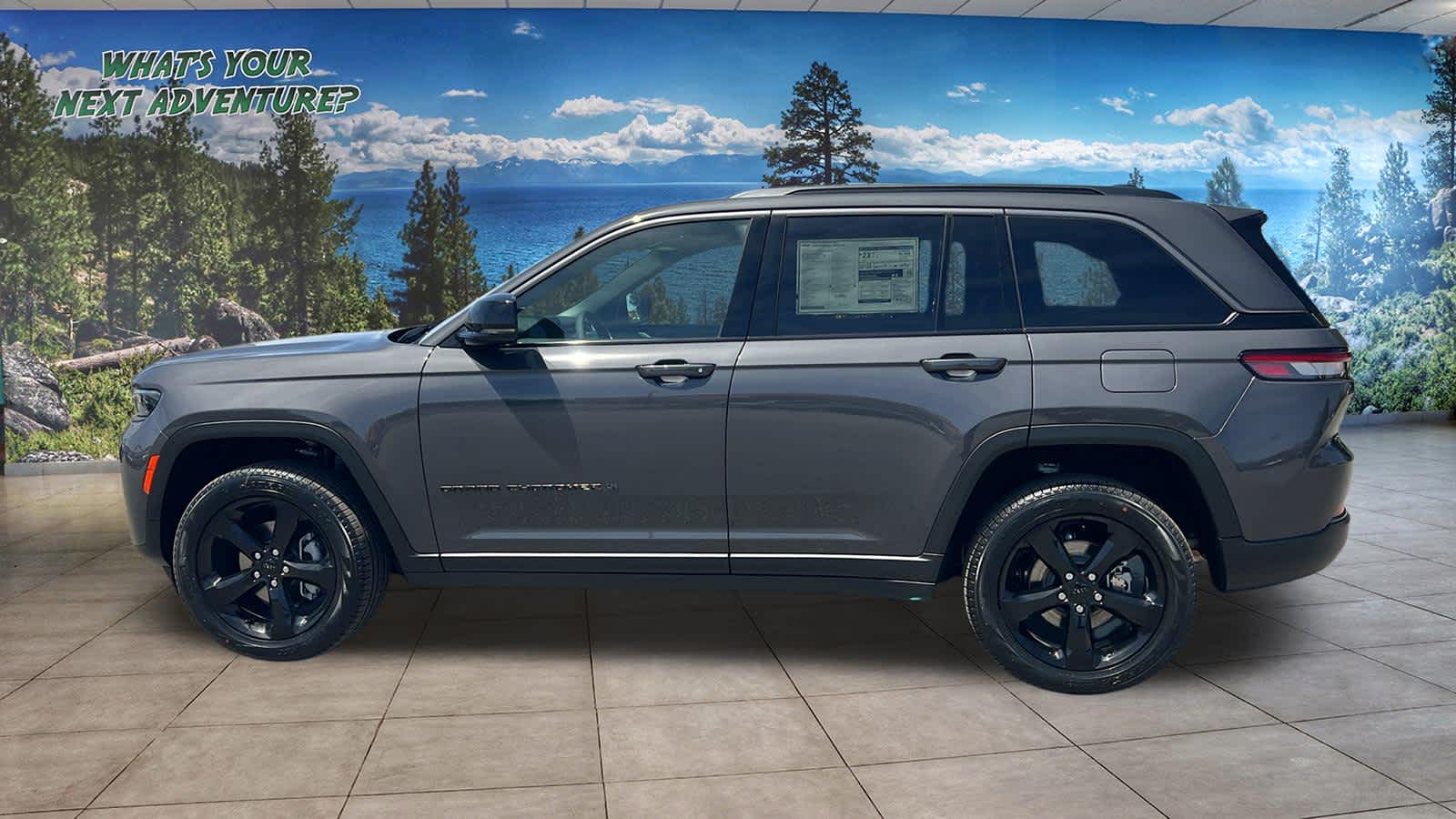 Thumbnail: 2026 Jeep Grand Cherokee - 8