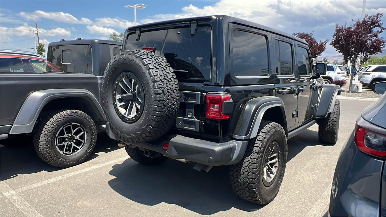 Thumbnail: 2024 Jeep Wrangler - 5