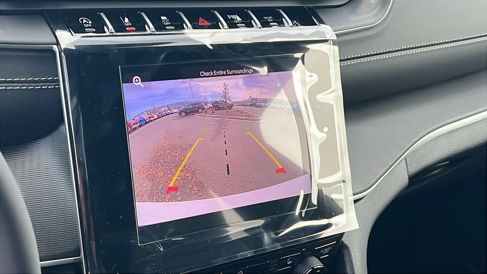 Thumbnail: 2025 Jeep Grand Cherokee L - 16