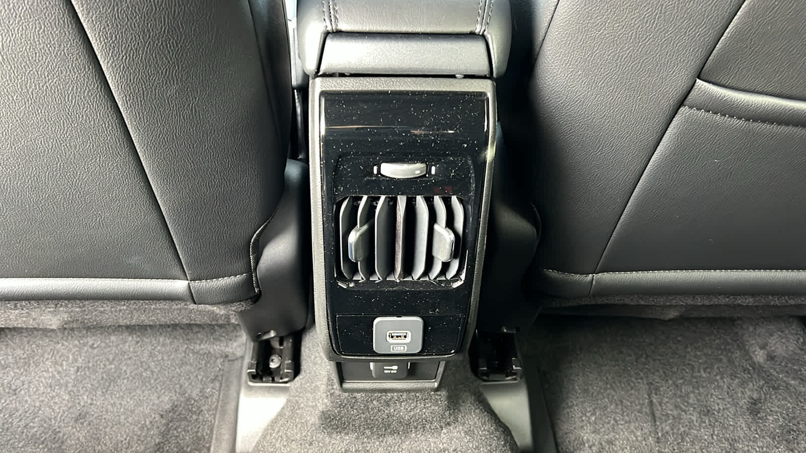 Thumbnail: 2026 Jeep Compass - 25