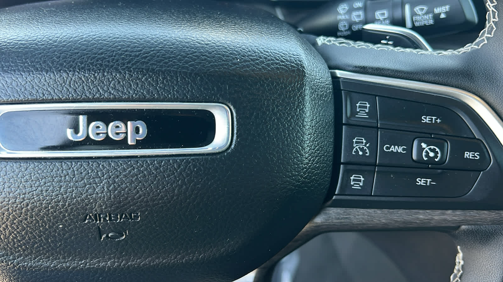 Thumbnail: 2024 Jeep Grand Cherokee L - 20