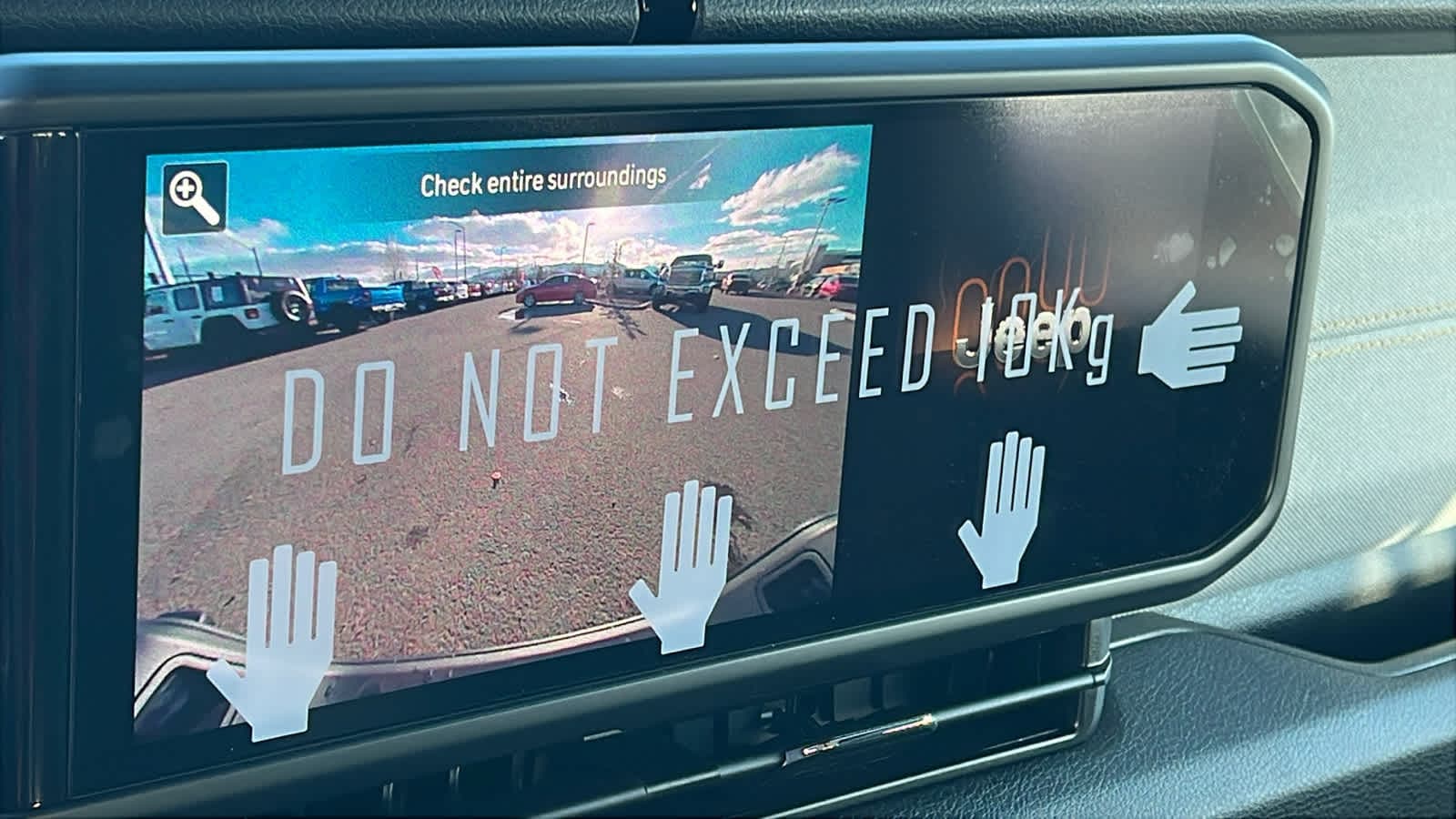 Thumbnail: 2026 Jeep Gladiator - 16