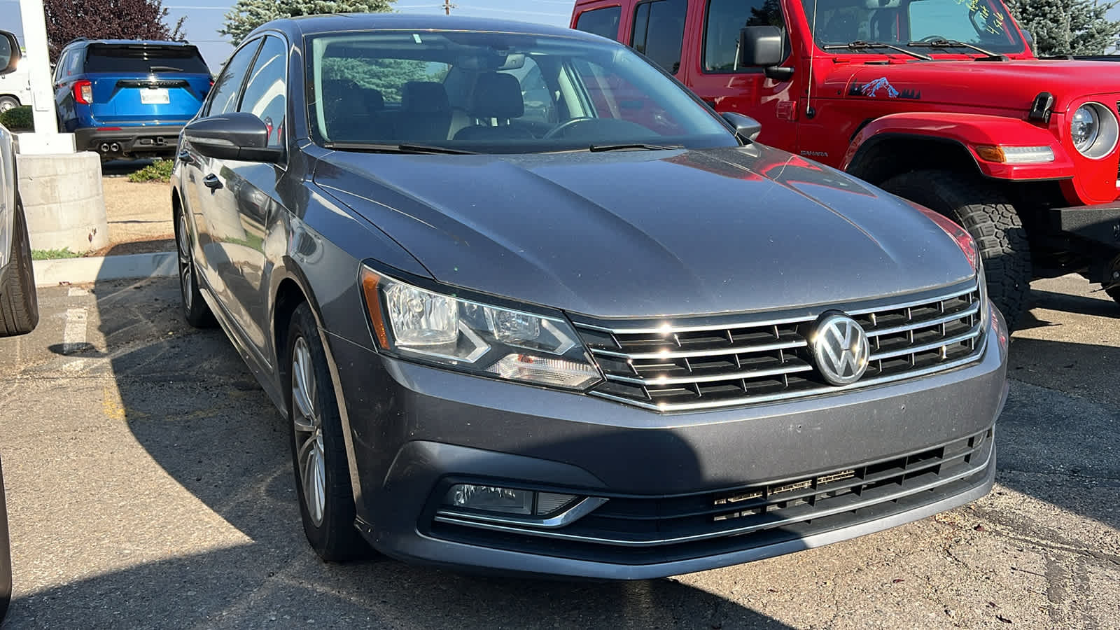 Thumbnail: 2016 Volkswagen Passat - 2