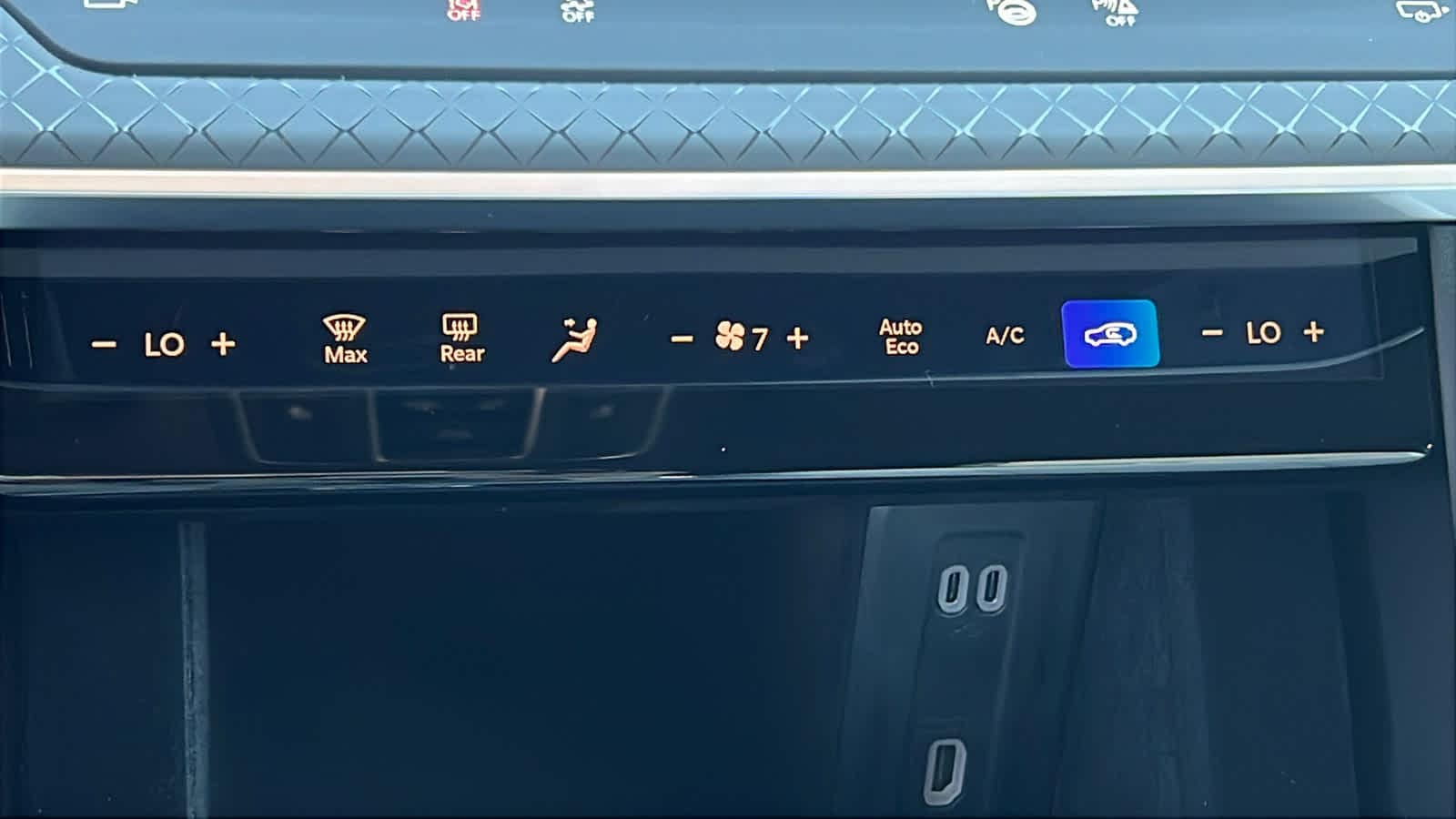 Thumbnail: 2025 Jeep Wagoneer S - 14