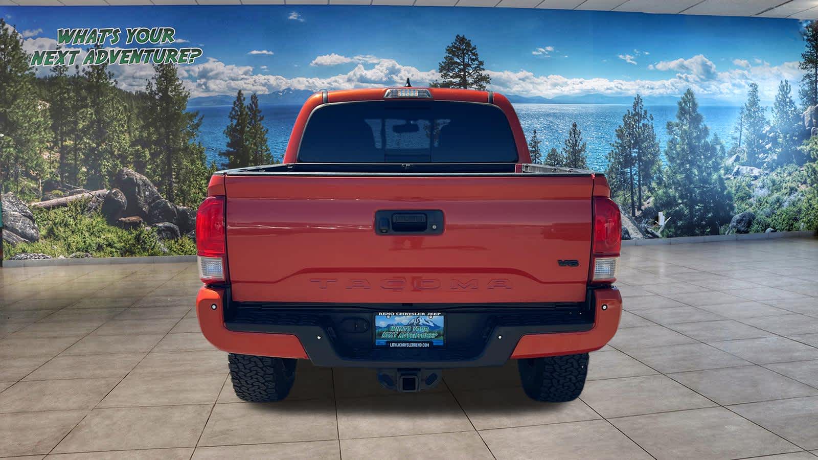Thumbnail: 2017 Toyota Tacoma - 6