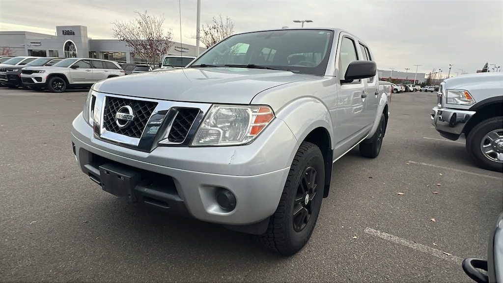 Used 2018 Nissan Frontier SV V6 Truck Crew Cab