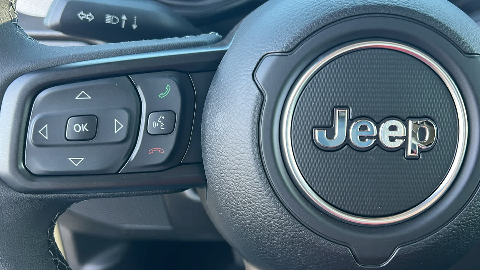 Thumbnail: 2026 Jeep Gladiator - 19