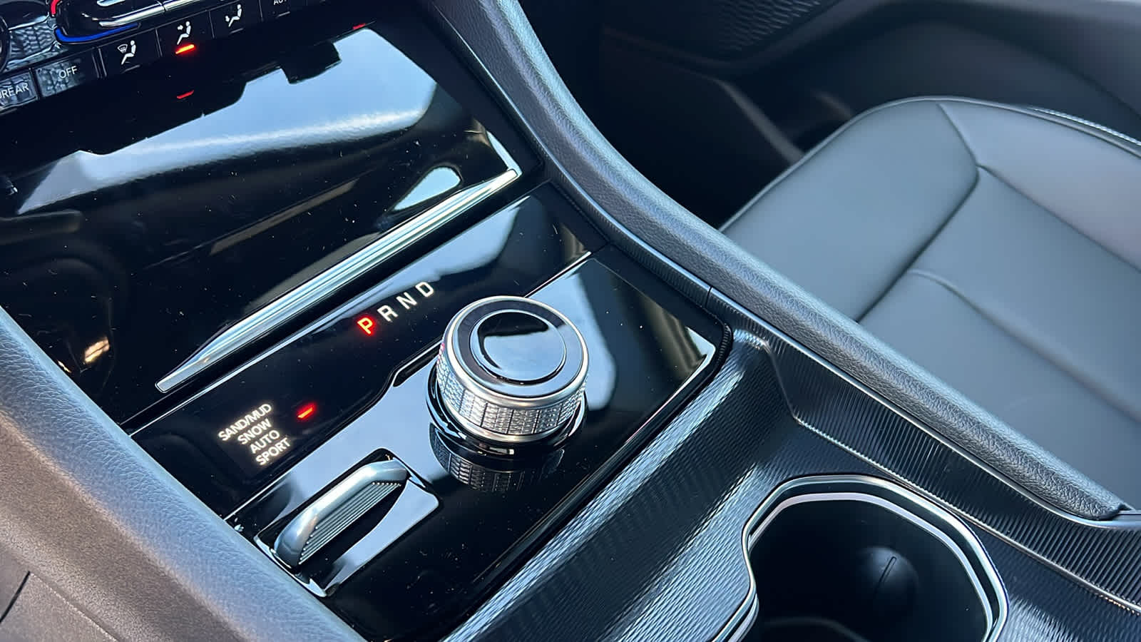 Thumbnail: 2025 Jeep Grand Cherokee - 13