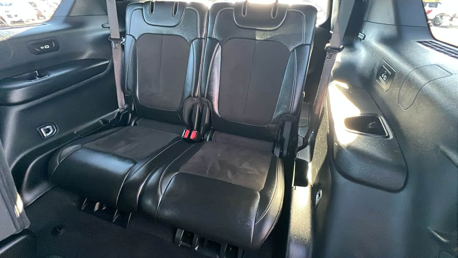 Thumbnail: 2023 Jeep Grand Cherokee - 31