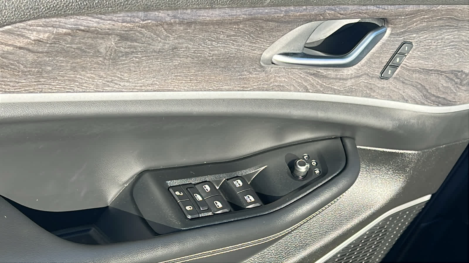 Thumbnail: 2021 Jeep Grand Cherokee L - 22