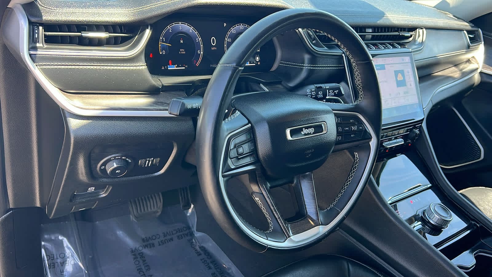Thumbnail: 2023 Jeep Grand Cherokee - 10